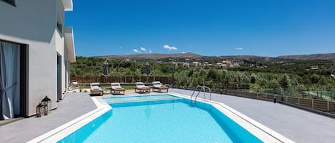 The amazing TreeTop Villa with a sensory driven design private pool.