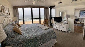 Master suite with 32" flat screen (2014),Berber carpet(2017) and balcony access.