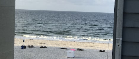 Vue sur la plage ou l’océan