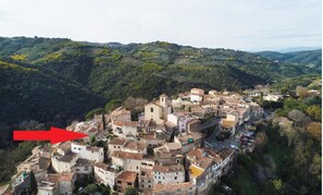 Emplacement de la maison dans le village