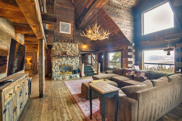 Tabernash Vacation Rental | 5BR | 4BA | Stairs Required | 5,300 Sq Ft