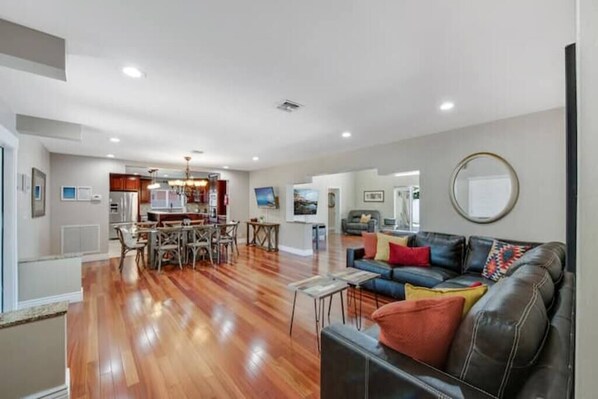 The open plan living area off the kitchen.