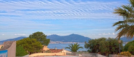 Piscine résidence (ouverture sous réserve crise sanitaire).