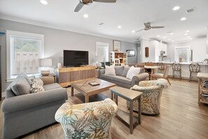 Spacious living room.