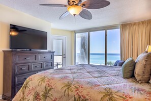 King size bed in the master bedroom