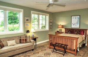 Master Bedroom (1)
