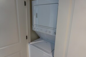 Washer/Dryer in unit