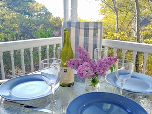 dine on the porch with ocean view