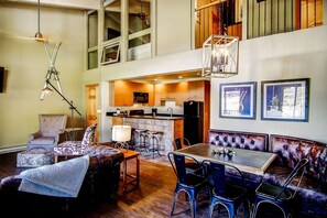 Open floor plan to enjoy time with your company and entertain