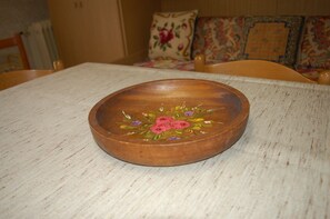 Unclassified image, 3 of 12, button