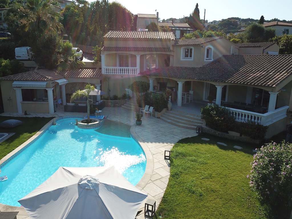 Picture of villa