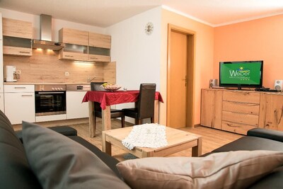 Komfort-Ferienwohnungen Typ A mit Balkon/Terrasse-Wohnküche