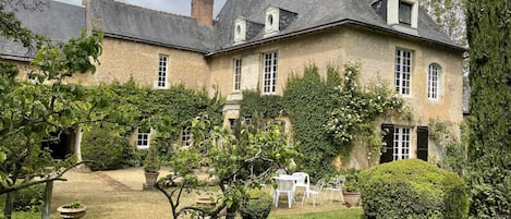 Le Clos Saint Léonard en Anjou 