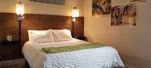 Horizon Room feature a Queen Sleep Number Bed