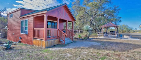 Welcome to the Blue Hole Cabin!