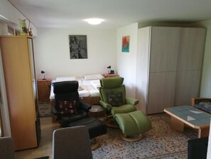 Picture 4