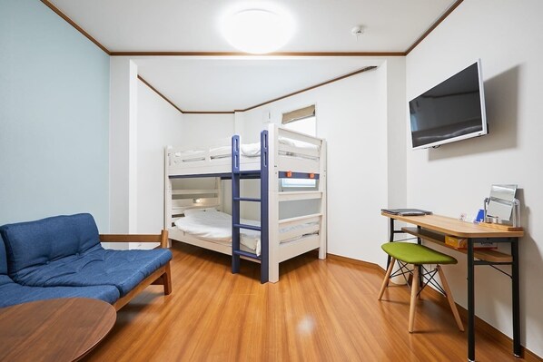 2F bedroom