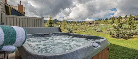 Soak in the hot tub and enjoy the views!