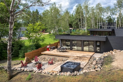 Clear Lake, cabin, hot tub 
https://goo.gl/maps/xsHvhjvnQouN5i2P7