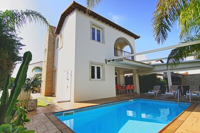 Picture of villa