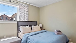 Queen Bedroom