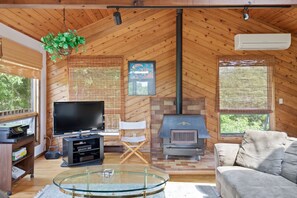 Upper Level Living Room/ TV