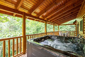 Peaceful wooded views from upper deck