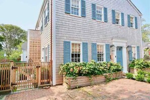 Welcome to Serenity in ACK.