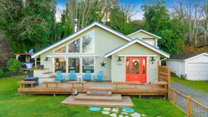Fenced front yard