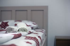 We provide you clean cotton towels and linens!
