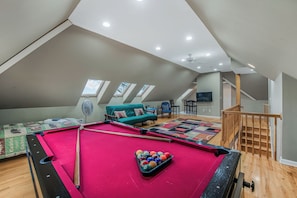 Spielezimmer