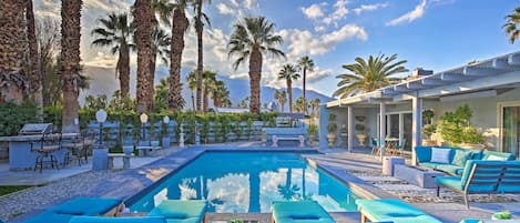 Palm Springs Vacation Rental | 3BR | 2BA | 1,456 Sq Ft | Step-Free Access