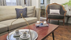 Comfortable living room with selection of guide books