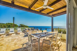 Covered Dining With A View! (Main Villa)