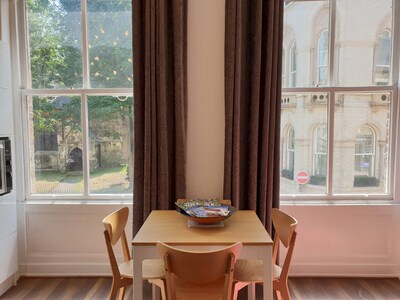 St Martins View - Two Bedroom Apartment, Sleeps 4