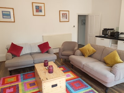 St Martins View - Two Bedroom Apartment, Sleeps 4