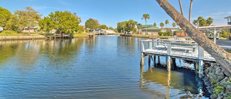 Homosassa Vacation Rental | 3BR | 2BA | 1,700 Sq Ft | Stairs Required