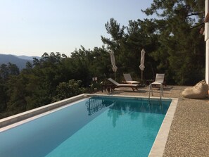 Sun bathing area