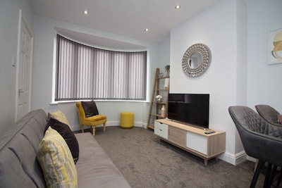 Newly renovated 3 bed property, walking distance from Doncaster town centre and all its amenities