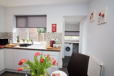 Newly renovated 3 bed property, walking distance from Doncaster town centre and all its amenities