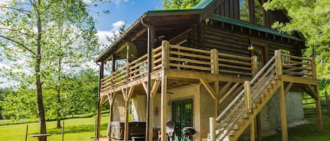 Plenty of outdoor space to soak in nature...