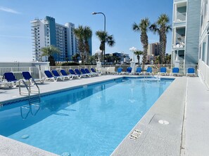 Utomhuspool