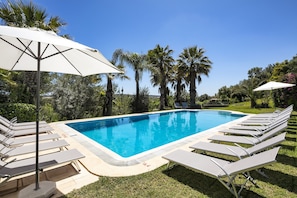 Charming Algarve Villa | Villa Quinta Luz | 9 Bedrooms | Large Pool & Snooker Table | Silves