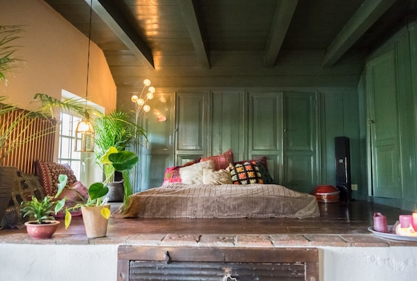 Living Room Day Bed