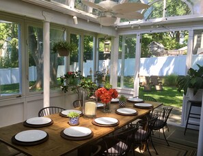 Outdoor dining