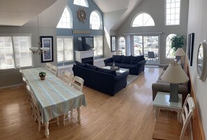 Expansive family room
