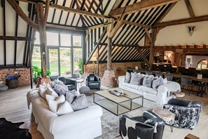 Big Barn 