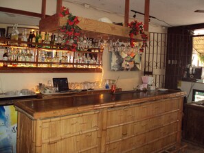 Bar (in der Unterkunft)