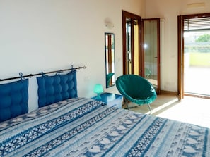 Room, Blue, Property, Turquoise, Floor, Interior Design, Bedroom, Furniture, Real Estate, House