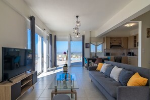 Modern villa,Great sea views,private pool, Agia Triada,Rethymno,Crete